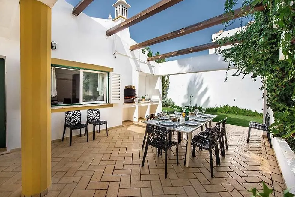 Σπίτι διακοπών Villa Almanda - Spacious Villa Perfectly Located Between Albufeira Marina And The Old Town Πορτογαλία